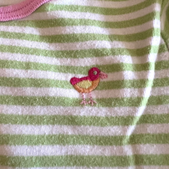 💕💚💕An adorable set of matching shorts and shirt. GAP 18-24M - Picture 16 of 17